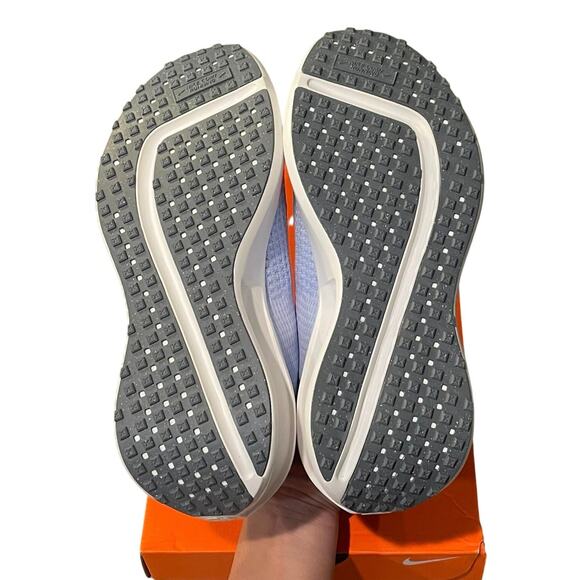 NIB Womens Nike Interact Run Running Sneakers Size 7.5 - Picture 6 of 6